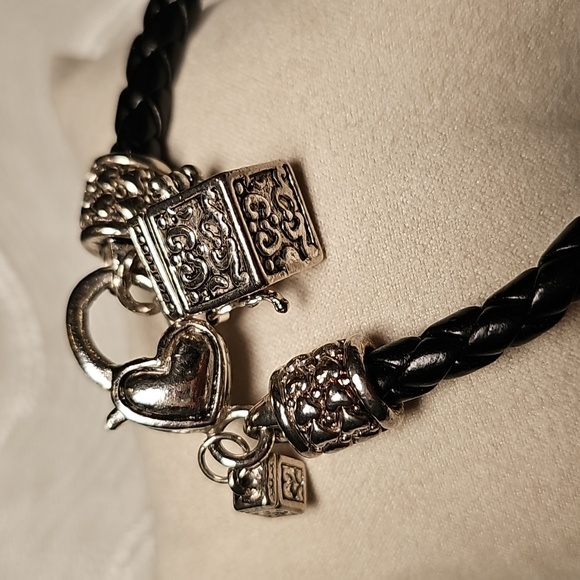 Braided Black Leather Bracelet With Heart Clasp Box Charms - Picture 5 of 6